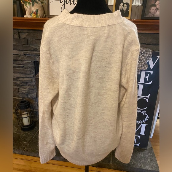 LOFT Soft Marled Cream Button-Up V-Neck Cardigan NWT - Picture 4 of 7